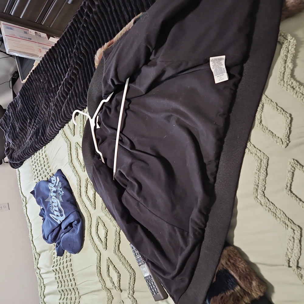 Jacket - Picture 3 of 3